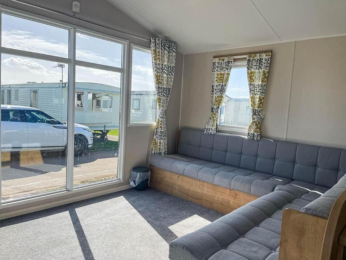 Lovely 8 Berth Caravan For Hire At Barmston Beach Holiday Park Ref 62002O Hotel Lund Kültér fotó