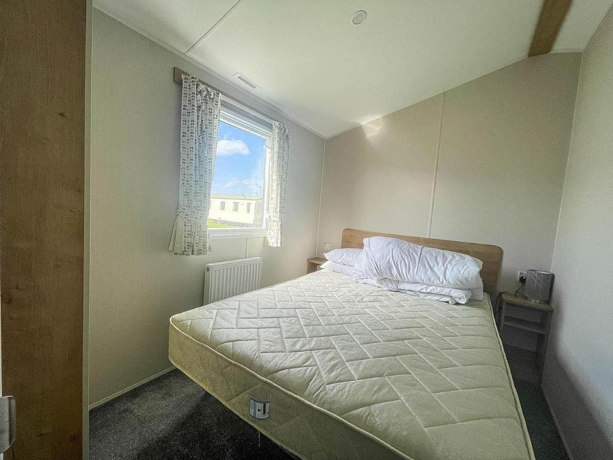 Lovely 8 Berth Caravan For Hire At Barmston Beach Holiday Park Ref 62002O Hotel Lund Kültér fotó